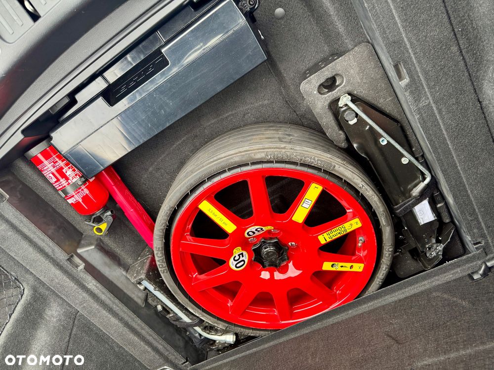 Porsche Macan Standard - 35
