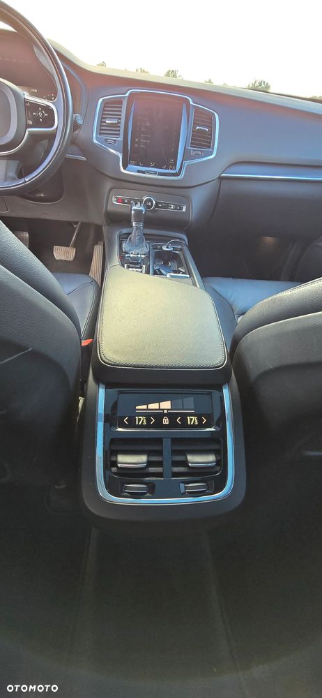 Volvo XC 90 - 5