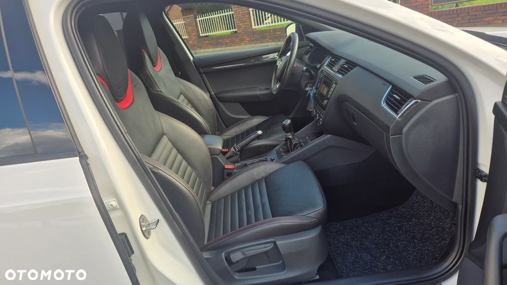 Skoda Octavia 2.0 TDI RS EU6 - 12