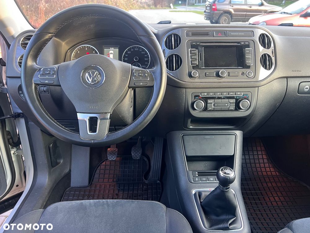 Volkswagen Tiguan 2.0 TDI DPF 4Motion BlueMotion Technology Lounge Sport & Style - 7