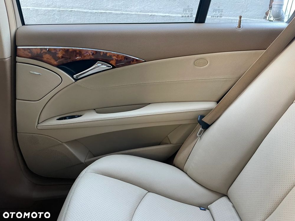 Mercedes-Benz Klasa E 350 4-Matic - 6