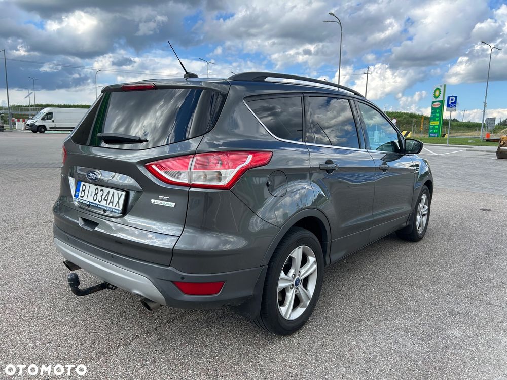 Ford Escape 2.0 EcoBoost FWD Titanium - 5