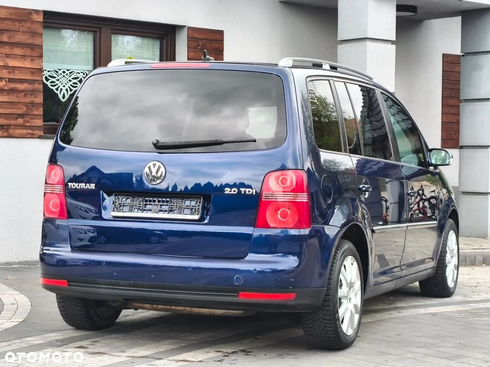 Volkswagen Touran 2.0 TDI DPF Highline - 15
