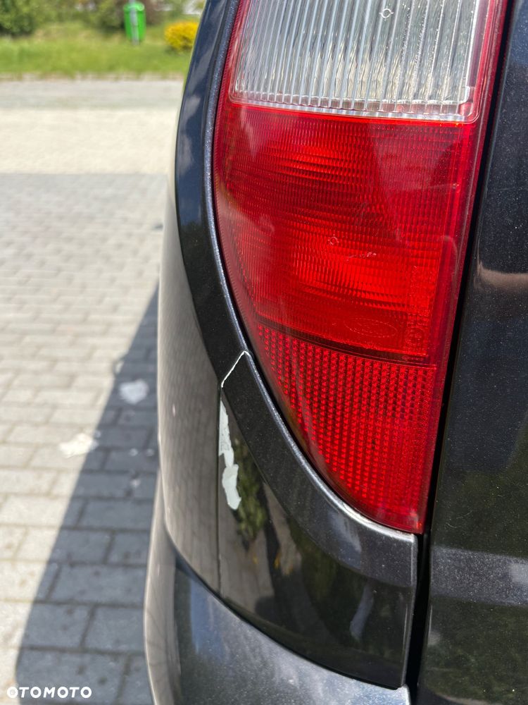 Ford Mondeo V6 ST 220 - 38