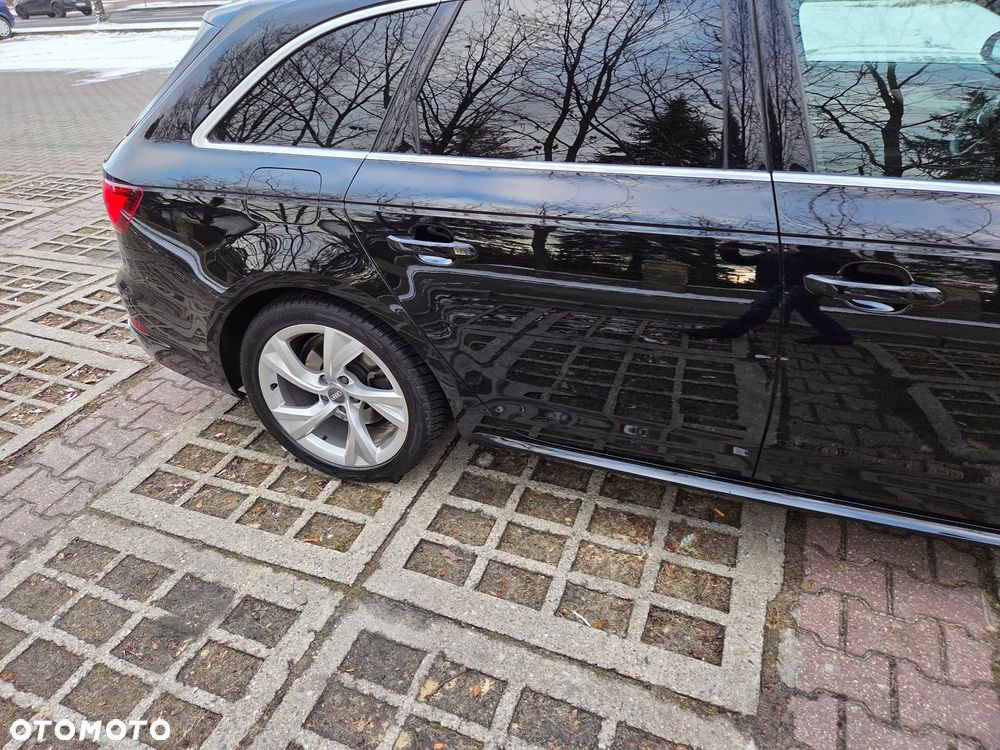 Audi A4 Avant 40 TFSI S tronic S line - 11