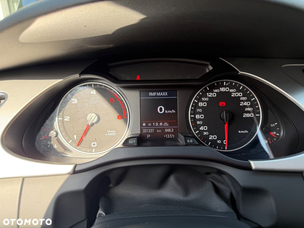 Audi A4 Allroad 3.0 TDI DPF S tronic - 8