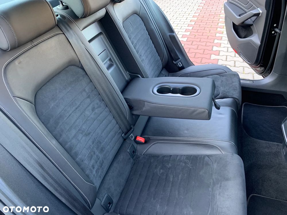 Volkswagen Passat 1.5 TSI EVO Elegance DSG - 18