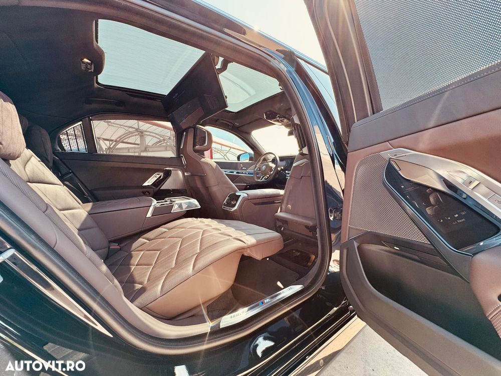 BMW Seria 7 - 13