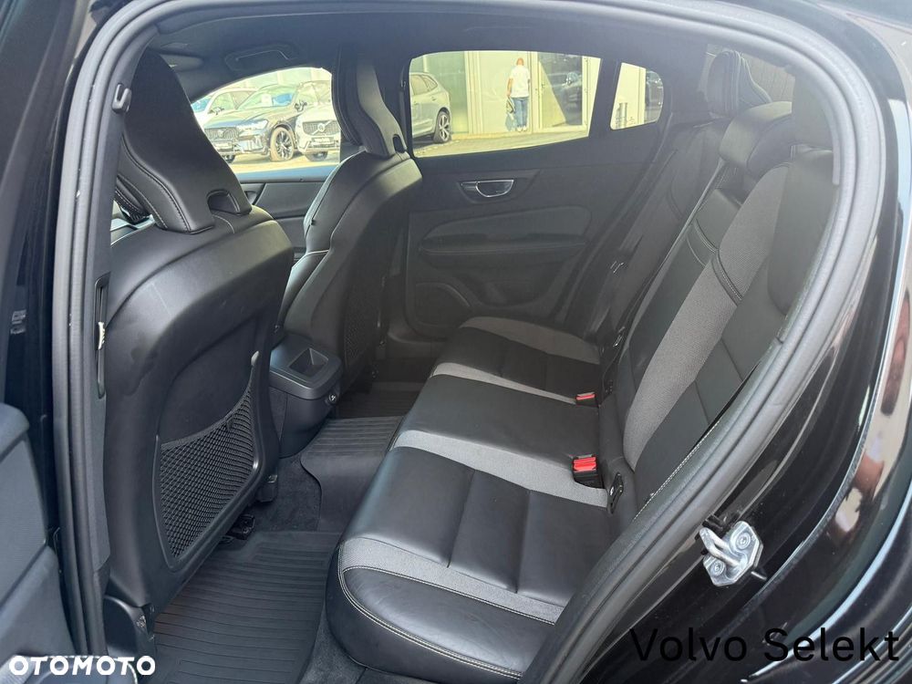 Volvo S60 - 16