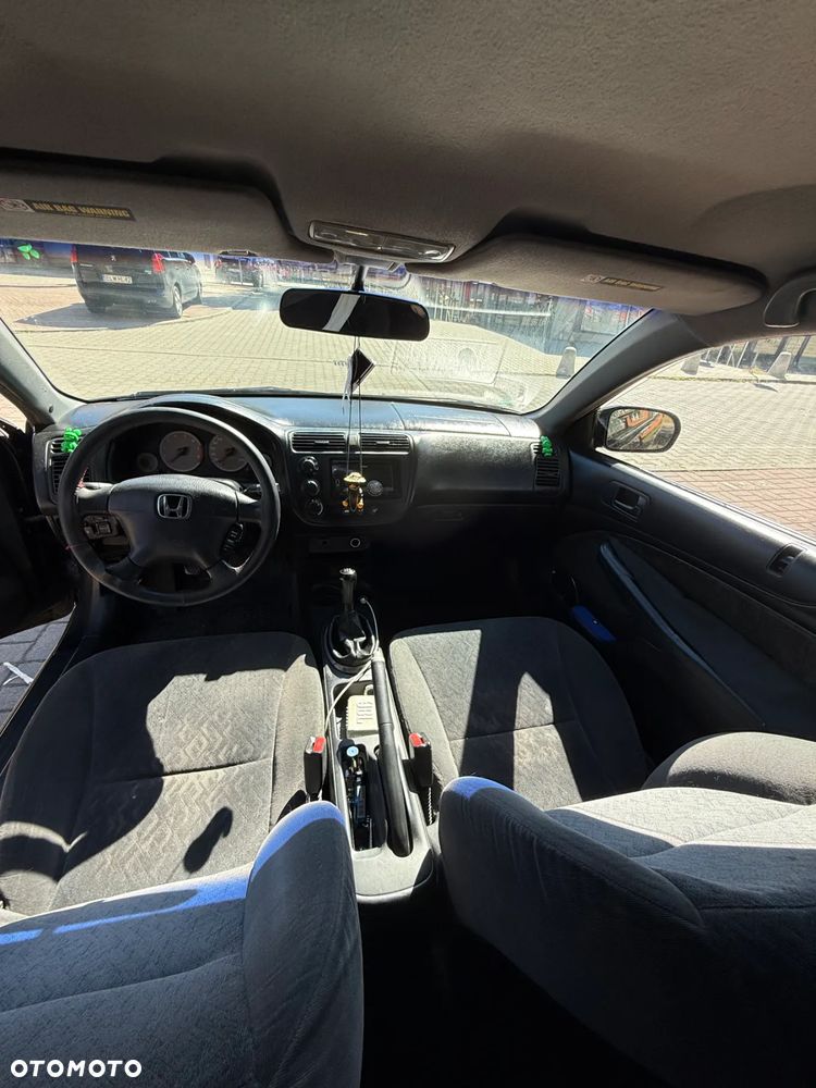 Honda Civic 1.8i VTI - 4