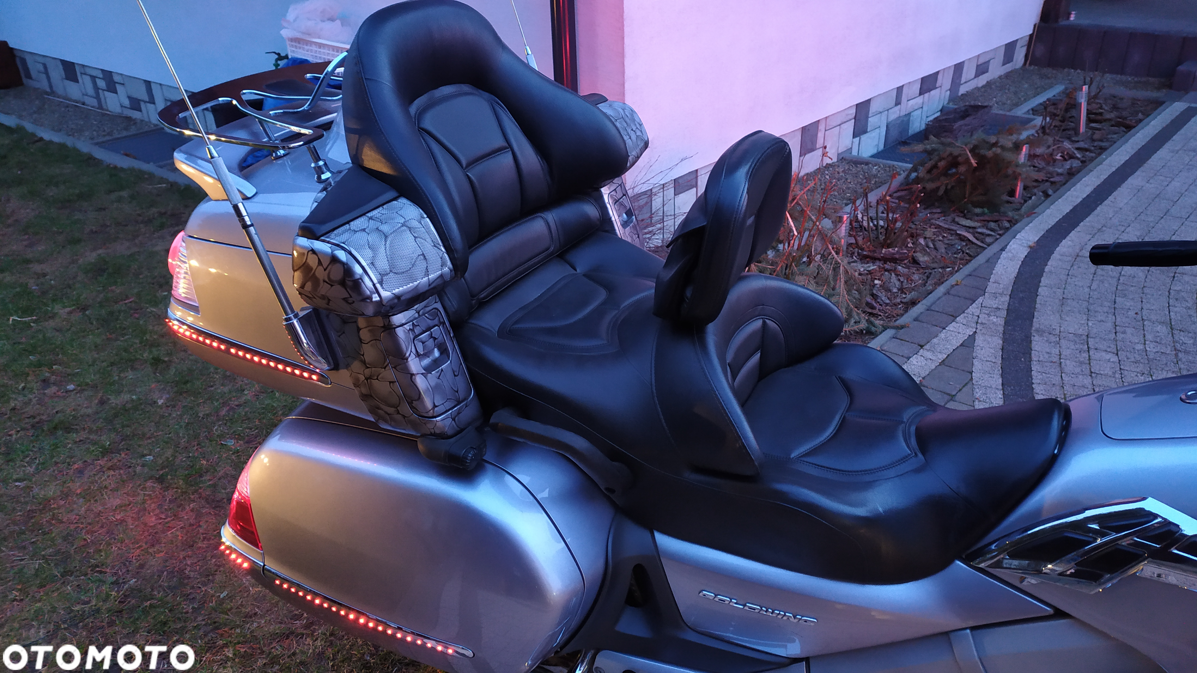 Honda GL - 27