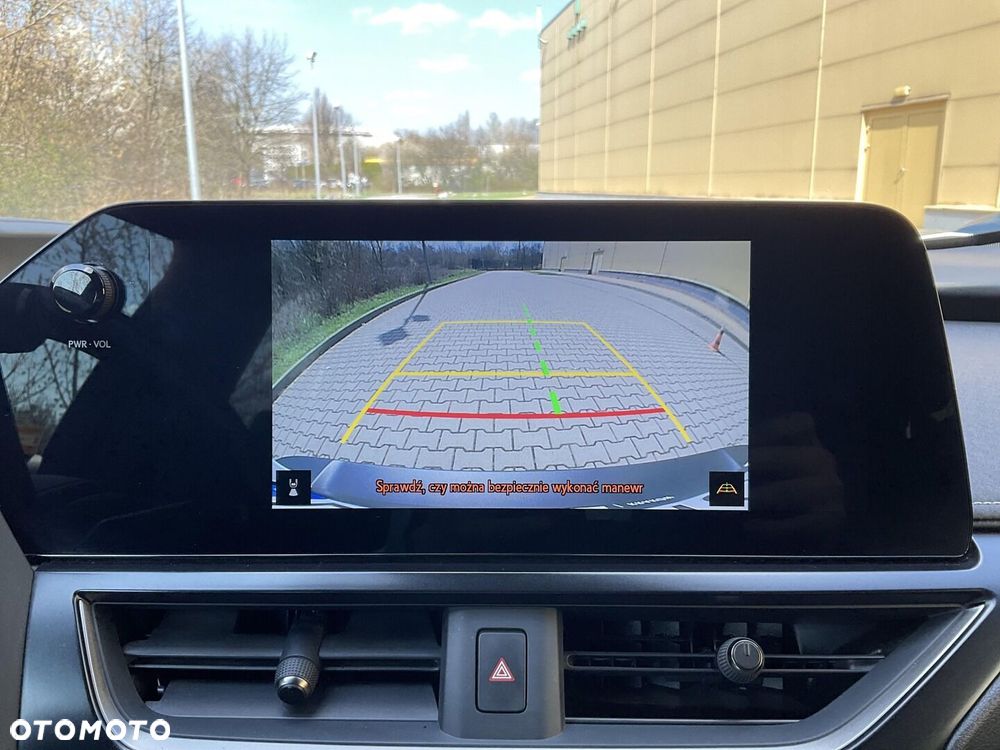 Lexus UX 250h GPF F Sport Design 2WD - 28