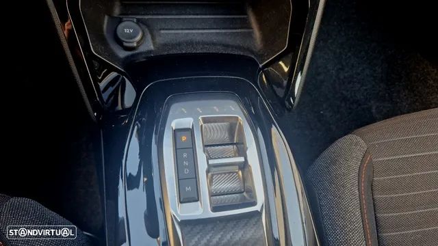 Peugeot 208 1.2 PureTech Allure EAT8 - 12