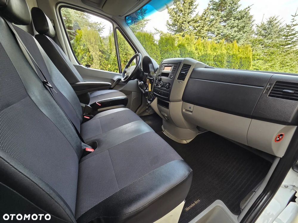 Mercedes-Benz Sprinter - 27