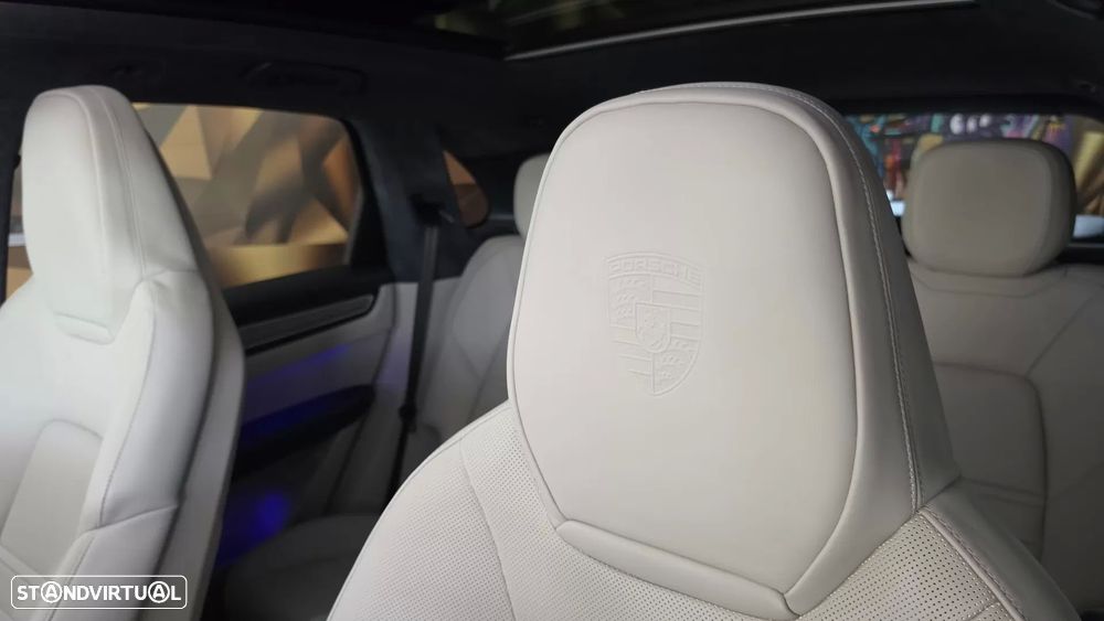 Porsche Cayenne Turbo S E-Hybrid - 21