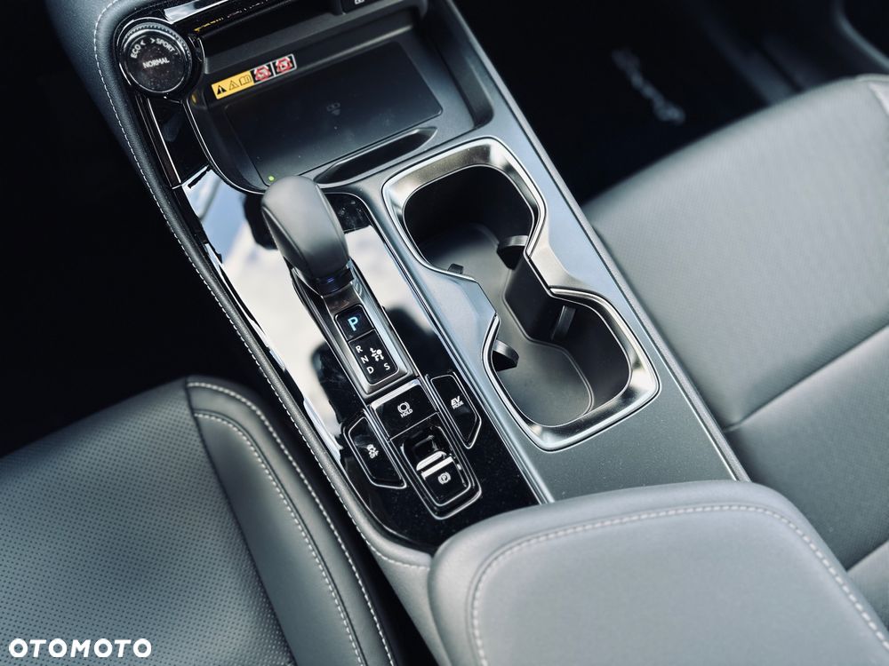Lexus NX 350h Prestige 2WD - 32