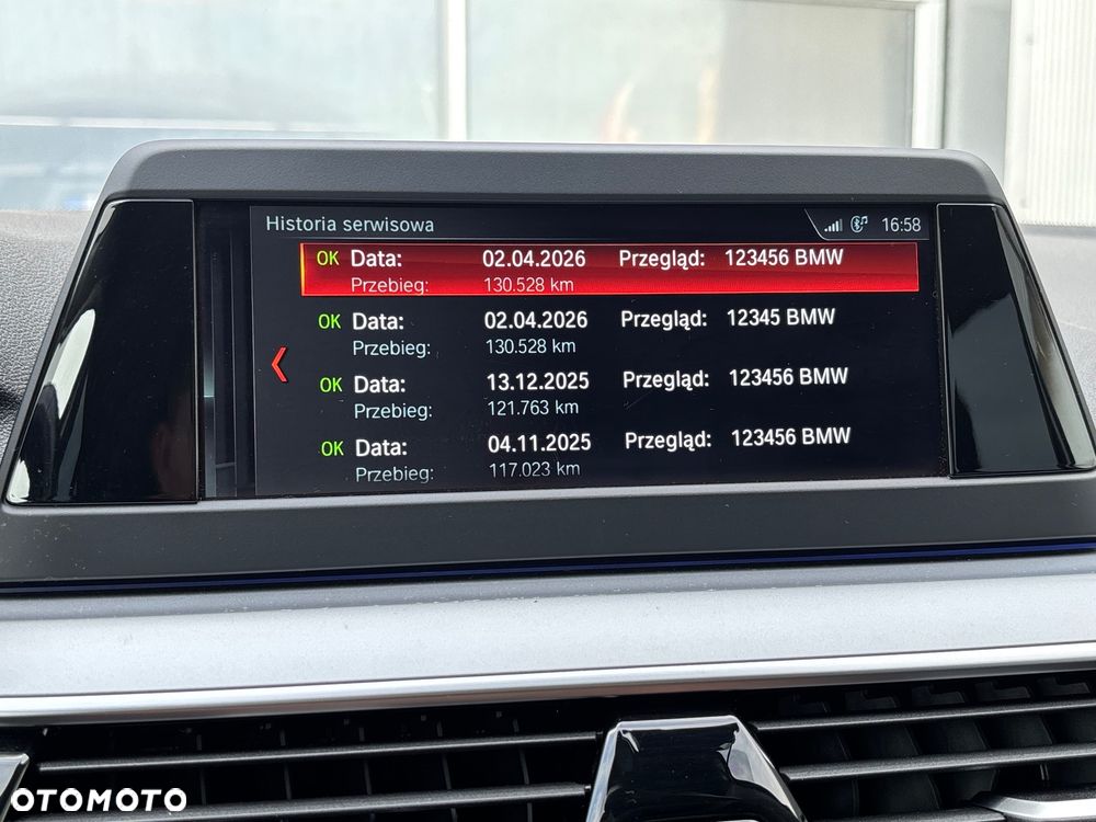 BMW Seria 5 520d - 29