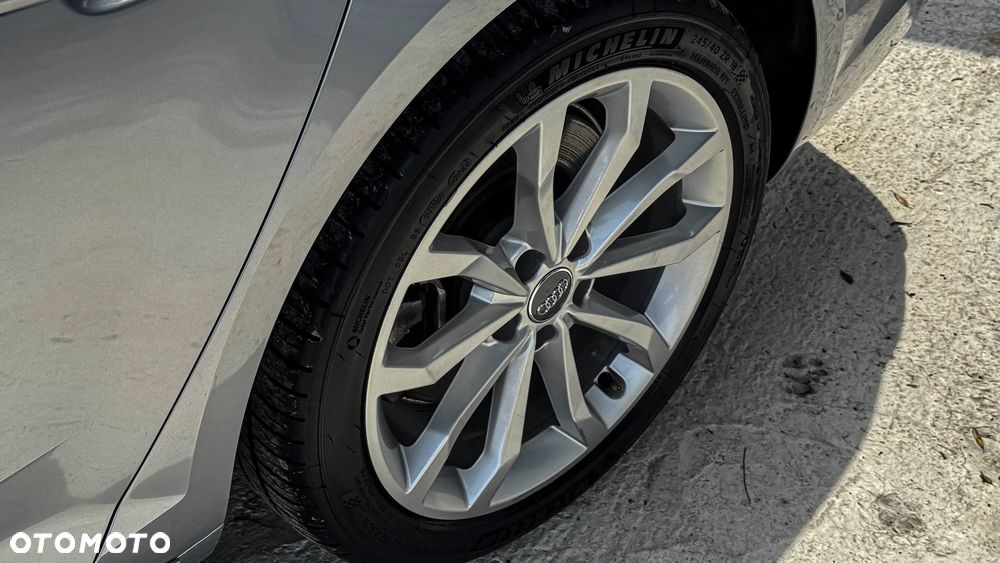 Audi A4 Limousine - 22