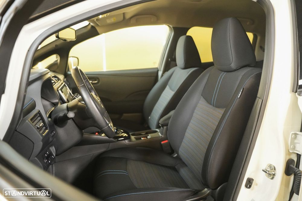 Nissan Leaf N-Connecta - 22
