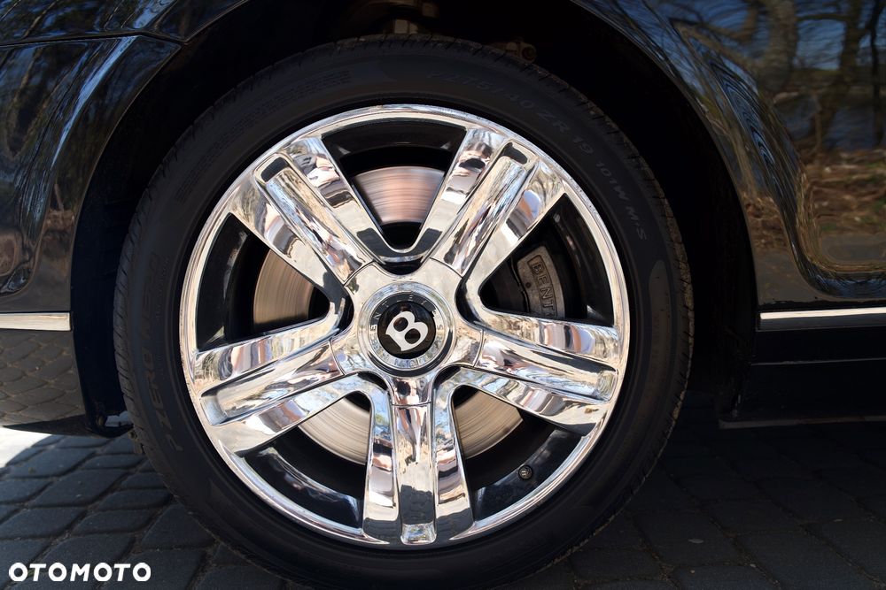 Bentley Continental GT - 26