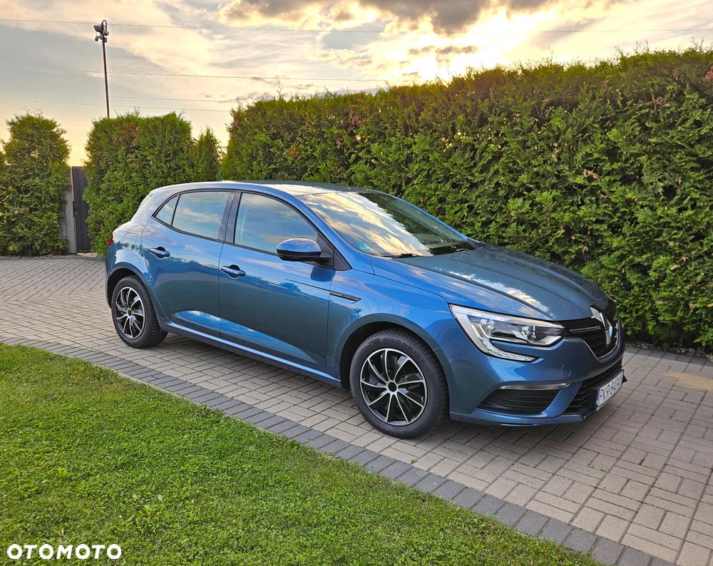 Renault Megane ENERGY TCe 100 EXPERIENCE - 17