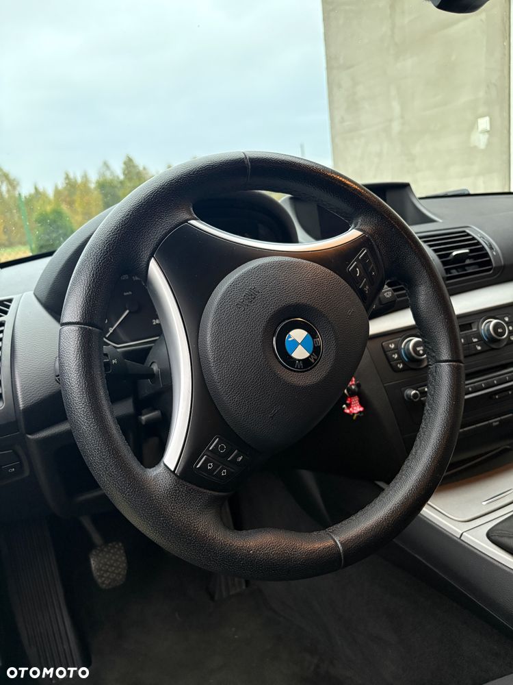 BMW Seria 1 118d - 13