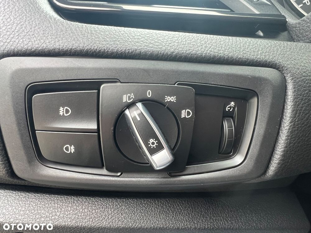 BMW Seria 2 220i GT Luxury Line - 22