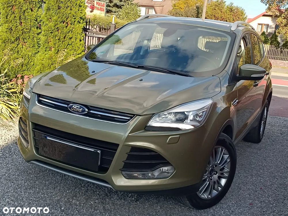 Ford Kuga 1.6 EcoBoost 2x4 Titanium - 2