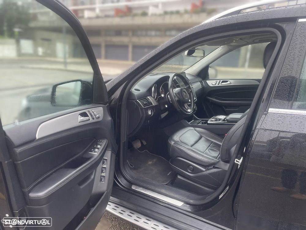 Mercedes-Benz GLS 350 d 4-Matic - 12