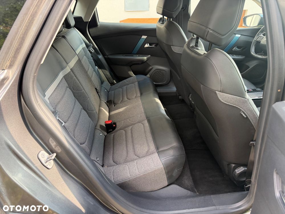 Citroën C4 EV156 54kWh Max - 16