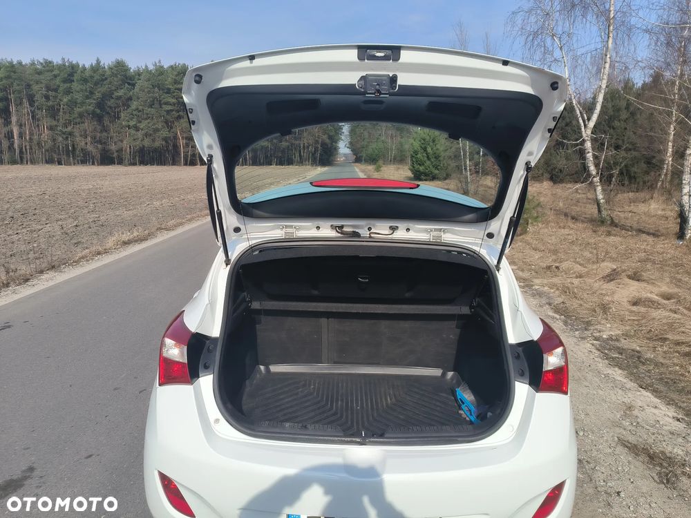 Hyundai i30 1.6 CRDi Classic - 16