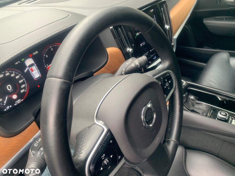 Volvo V90 D4 Inscription - 33