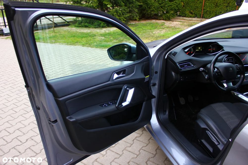 Peugeot 308 BlueHDi FAP 130 Stop & Start Allure - 30