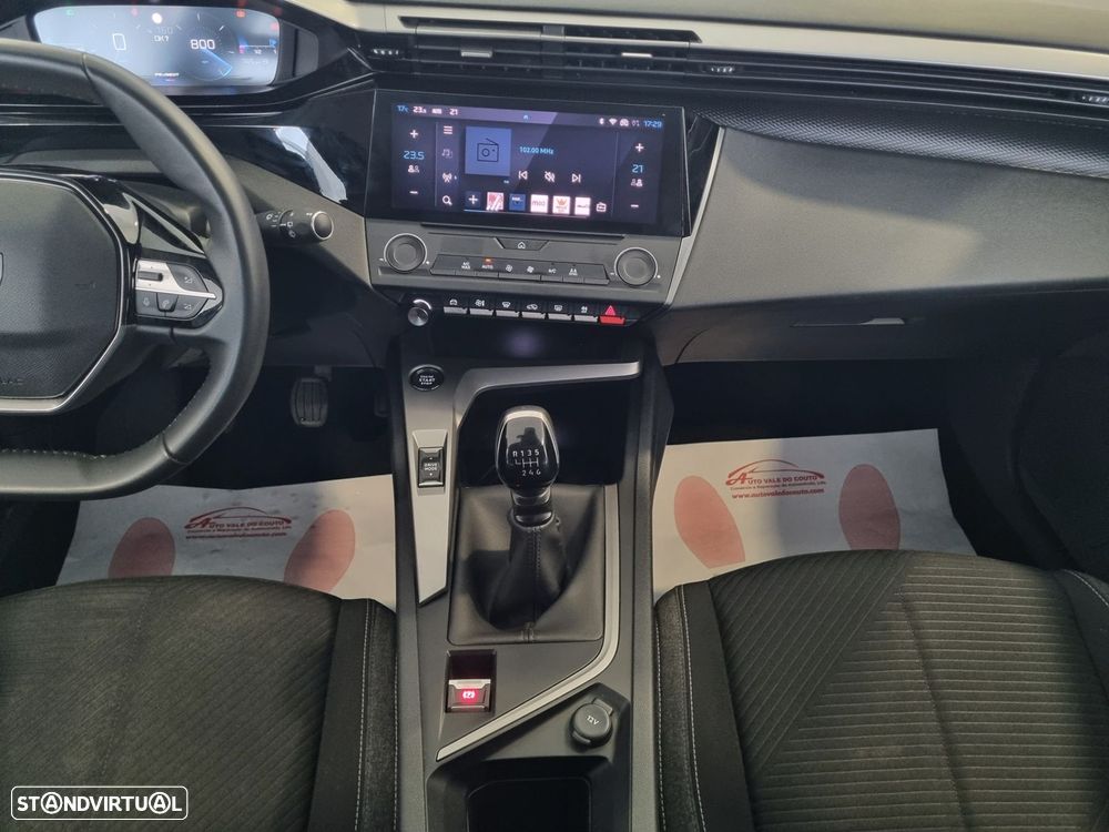 Peugeot 308 1.2 PureTech Active Pack - 12
