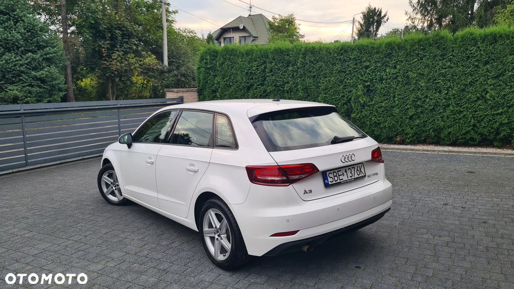 Audi A3 Sportback 30 TFSI - 4