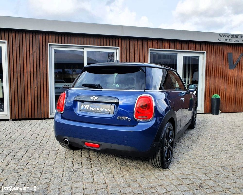 MINI 3 Portas Cooper D - 23