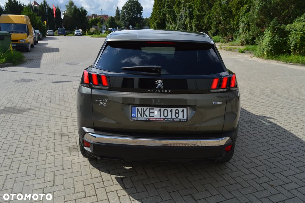 Peugeot 3008 1.2 PureTech Allure S&S - 8