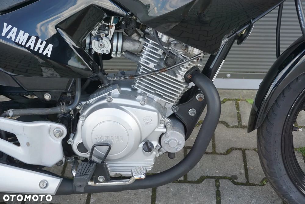 Yamaha YBR - 13