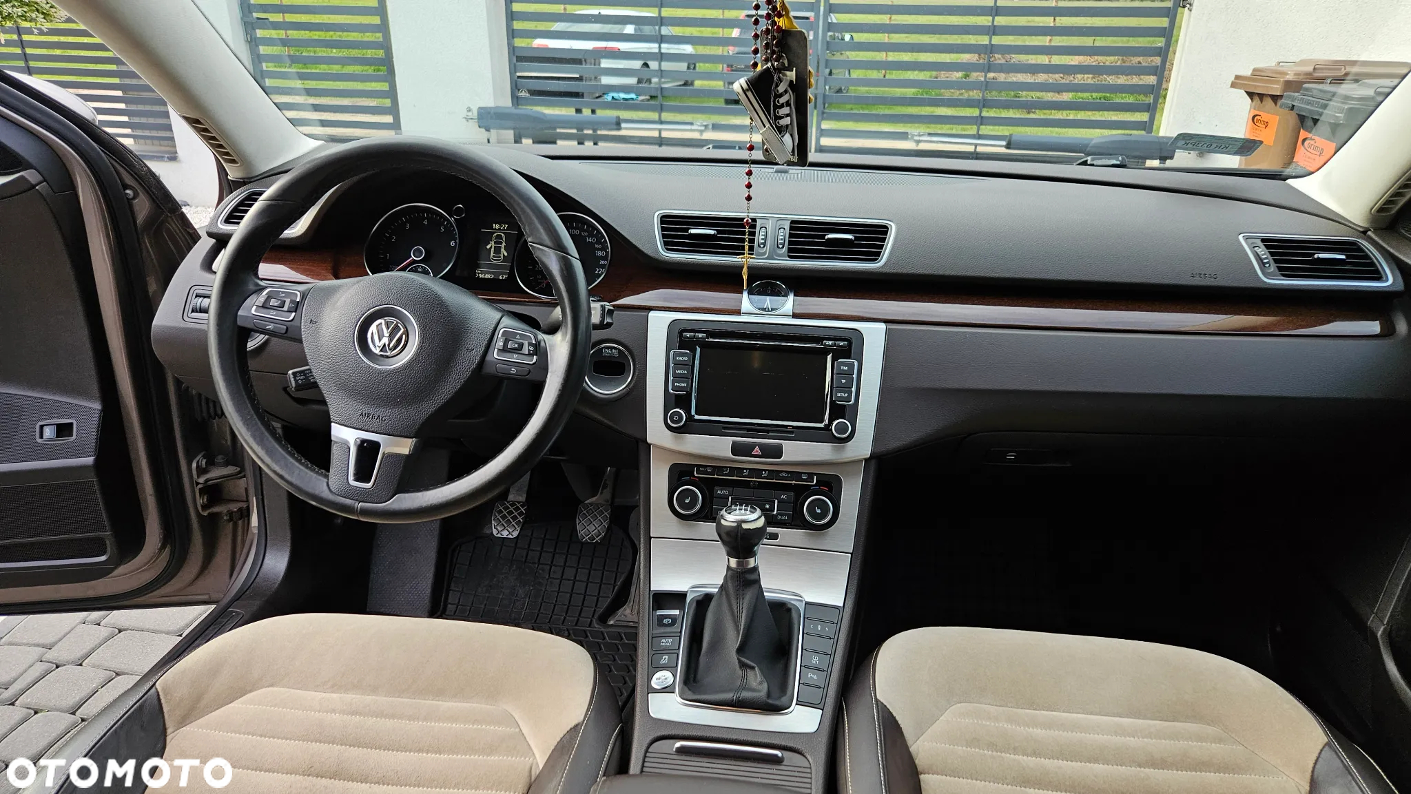 Volkswagen Passat 2.0 TSI Highline - 12