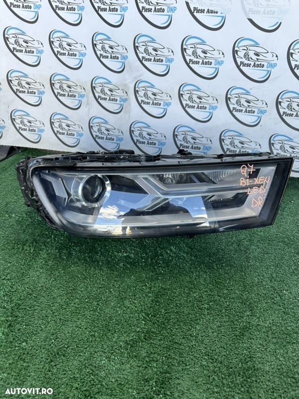 far dreapta audi Q7 bi-xenon led - 2
