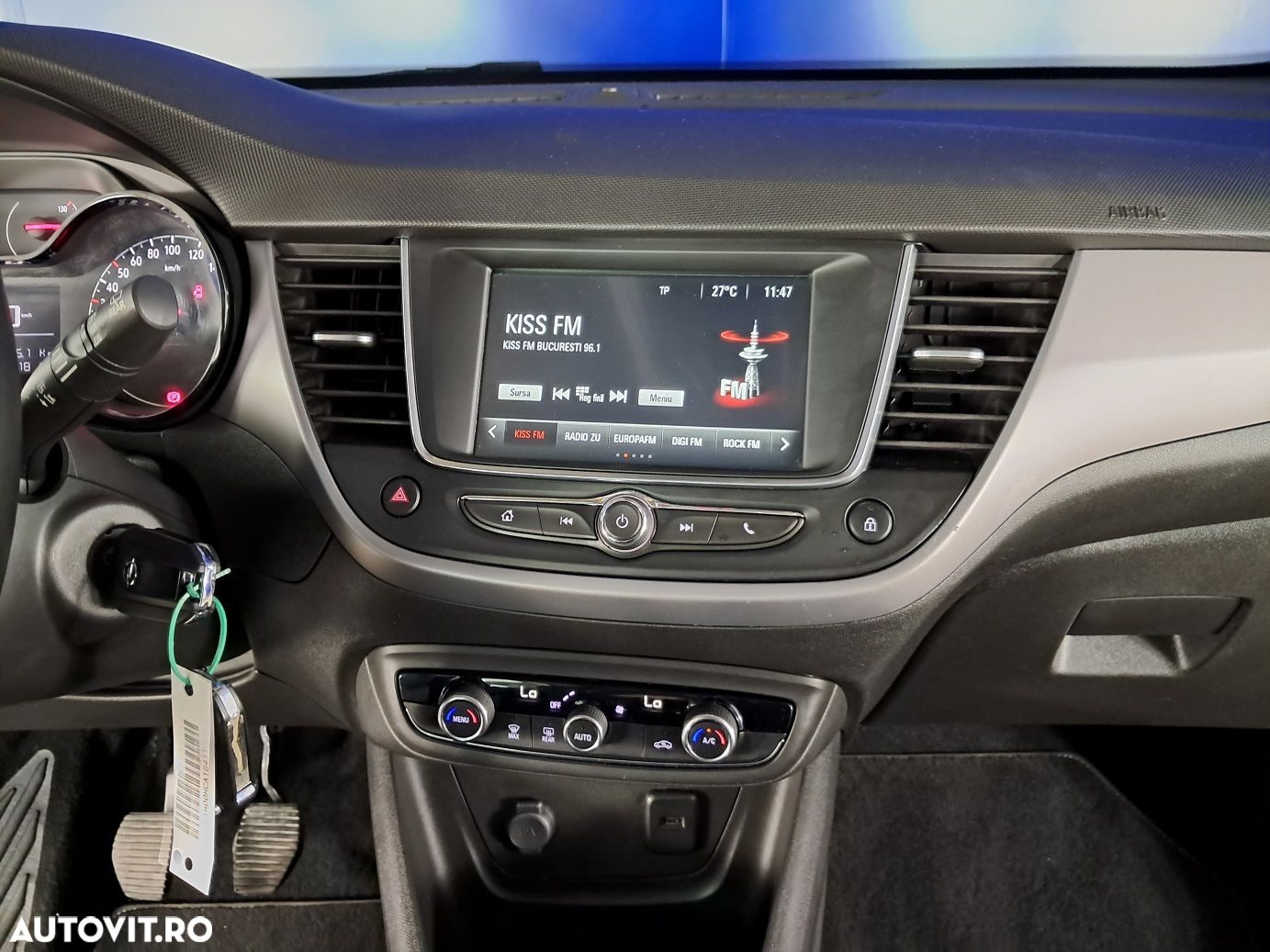Opel Crossland - 15