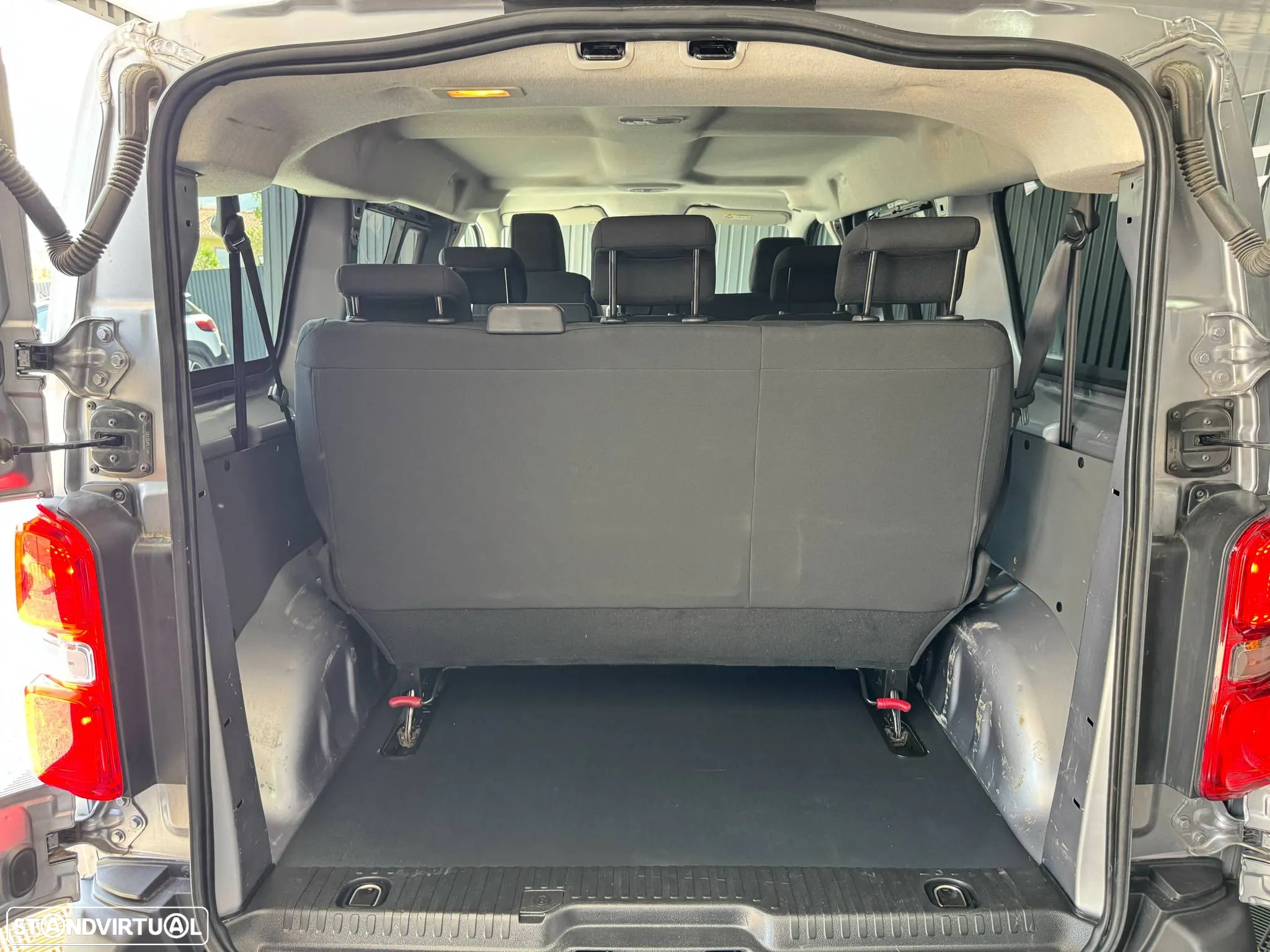 Peugeot Expert 1.5 BlueHDi L2H1 Semi-Vidrado - 15