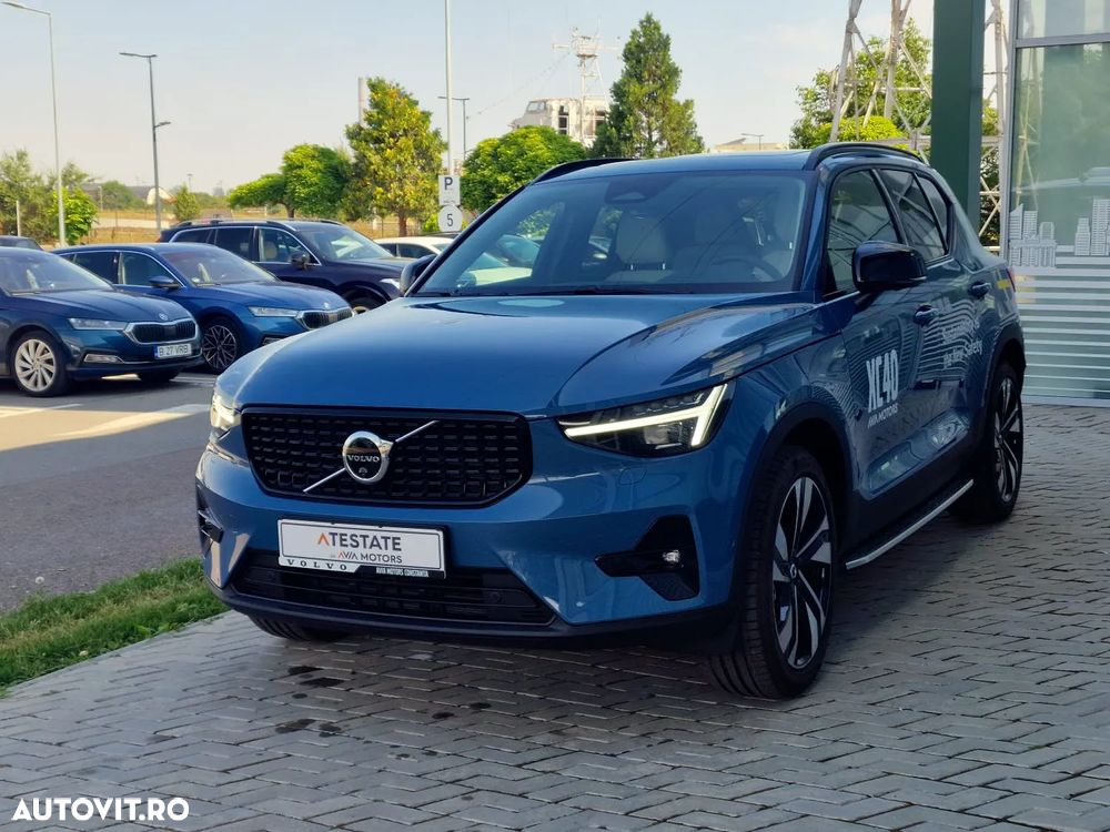 Volvo XC 40 B4 AT FWD MHEV Ultimate Dark - 1