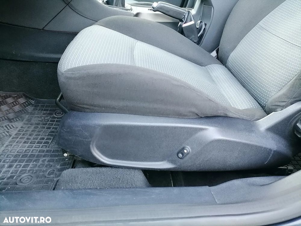 Ford Mondeo - 13