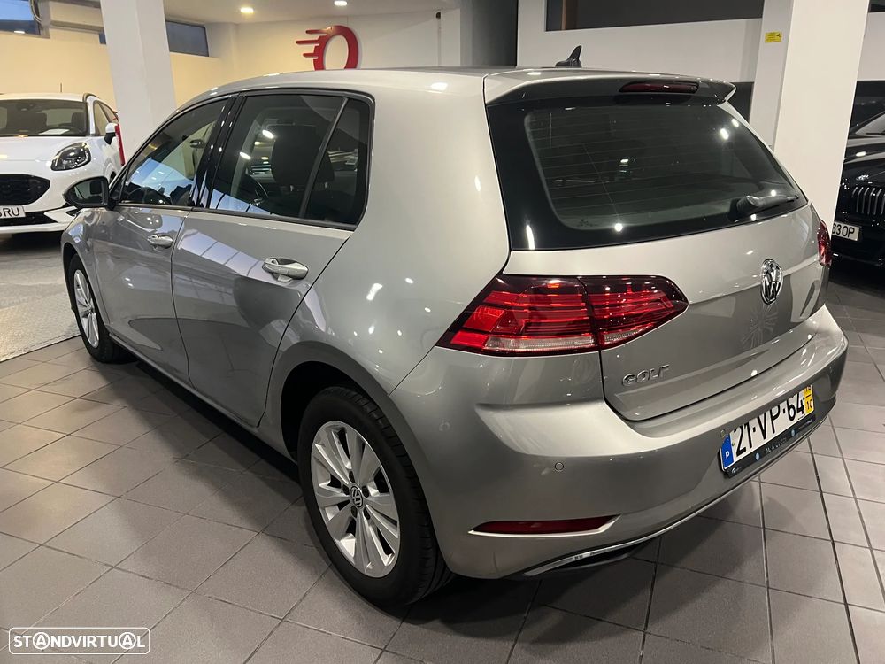 VW Golf 1.6 TDI Confortline DSG - 5