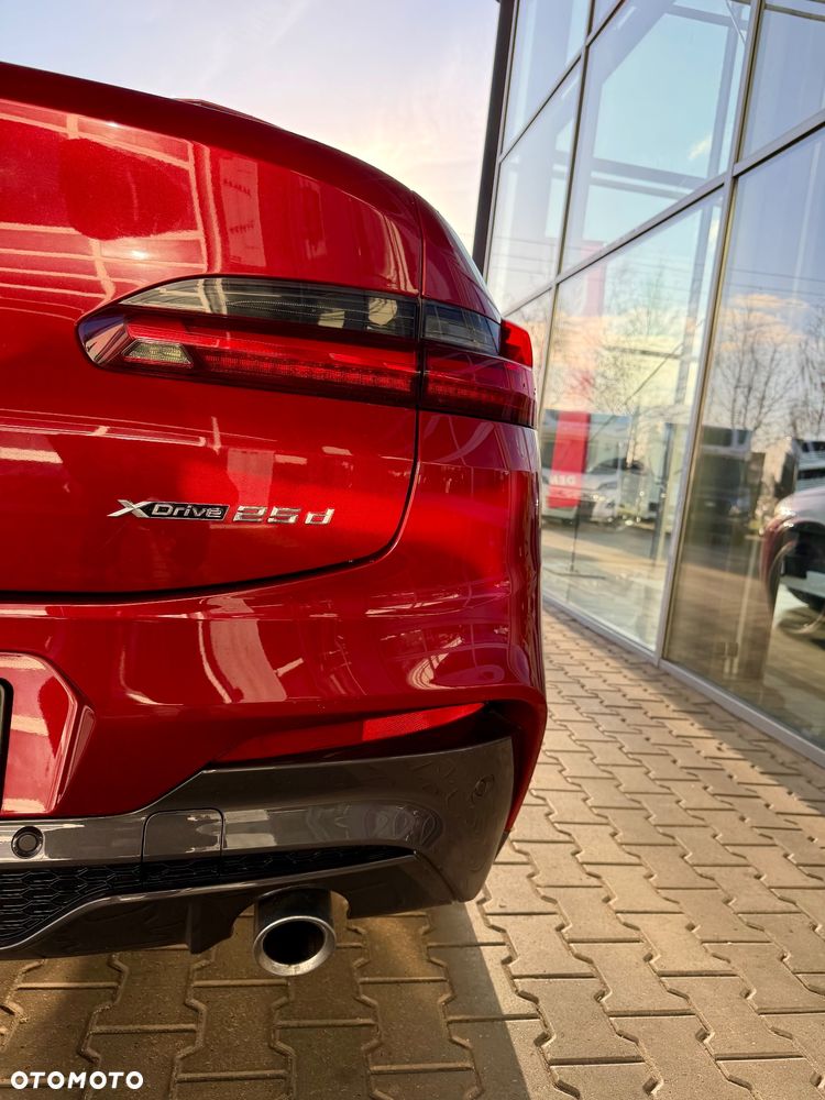 BMW X4 xDrive25d sport - 39