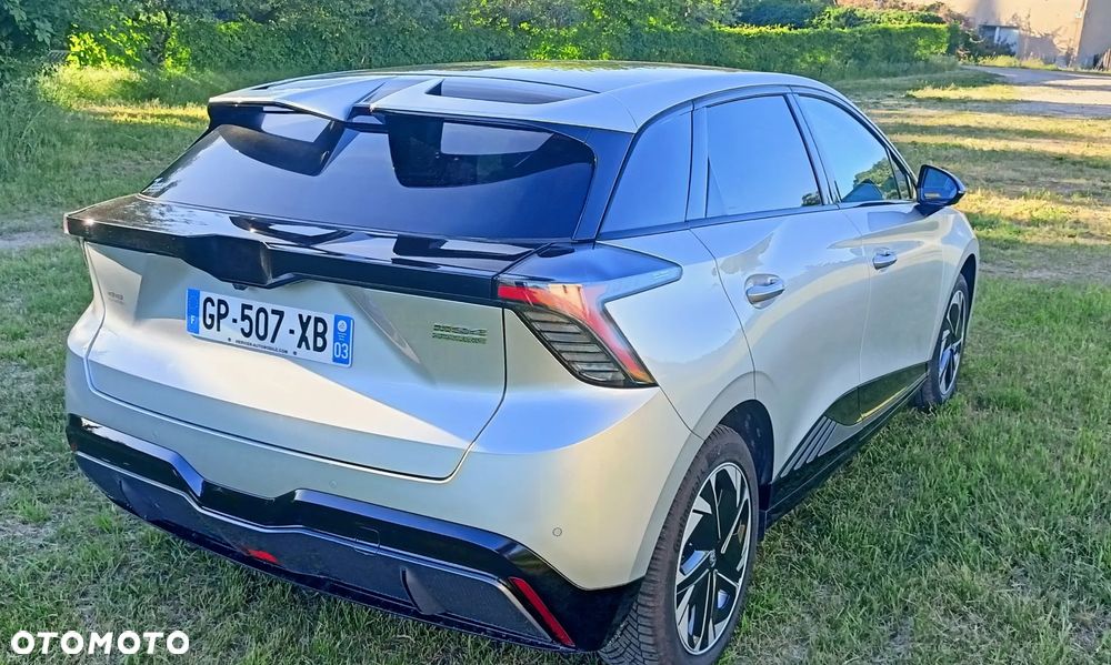 MG 4 Luxury 64 kWh - 19