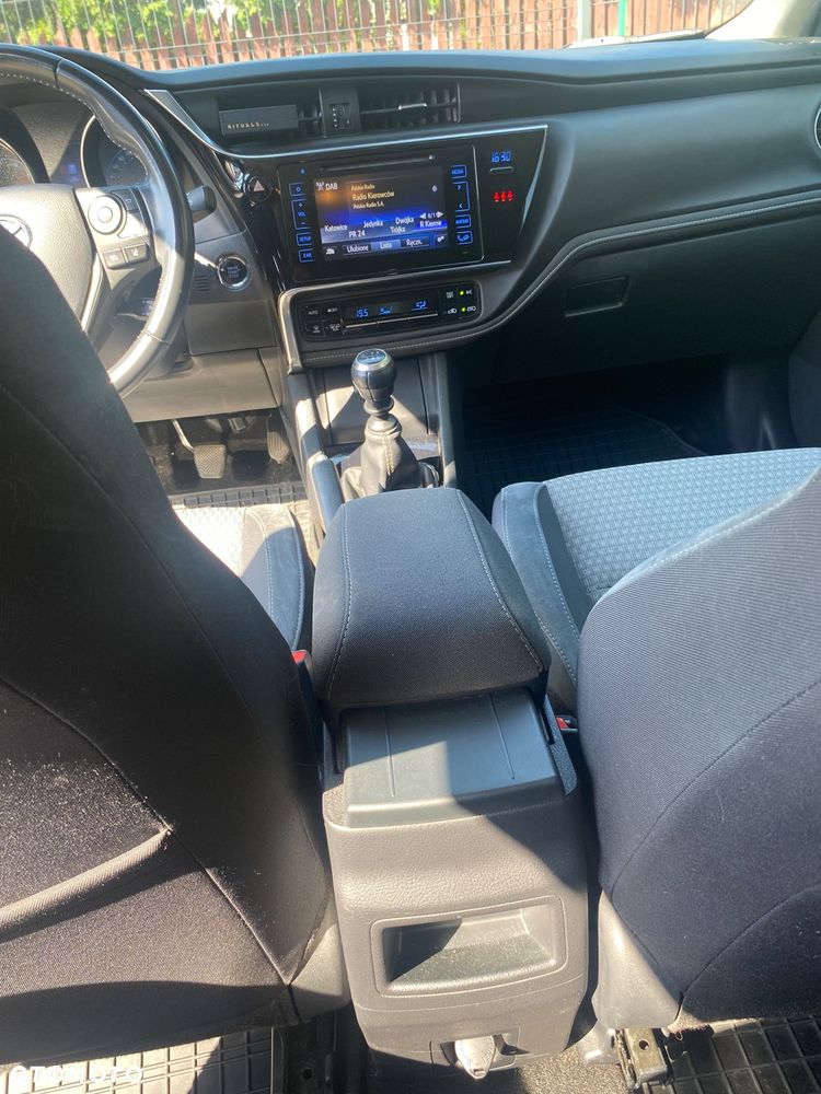 Toyota Auris 1.2 Turbo Edition-S - 10
