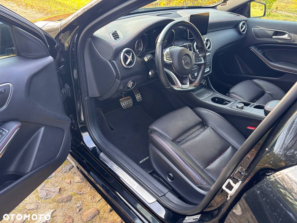 Mercedes-Benz Klasa A 250 4-Matic AMG Line - 26