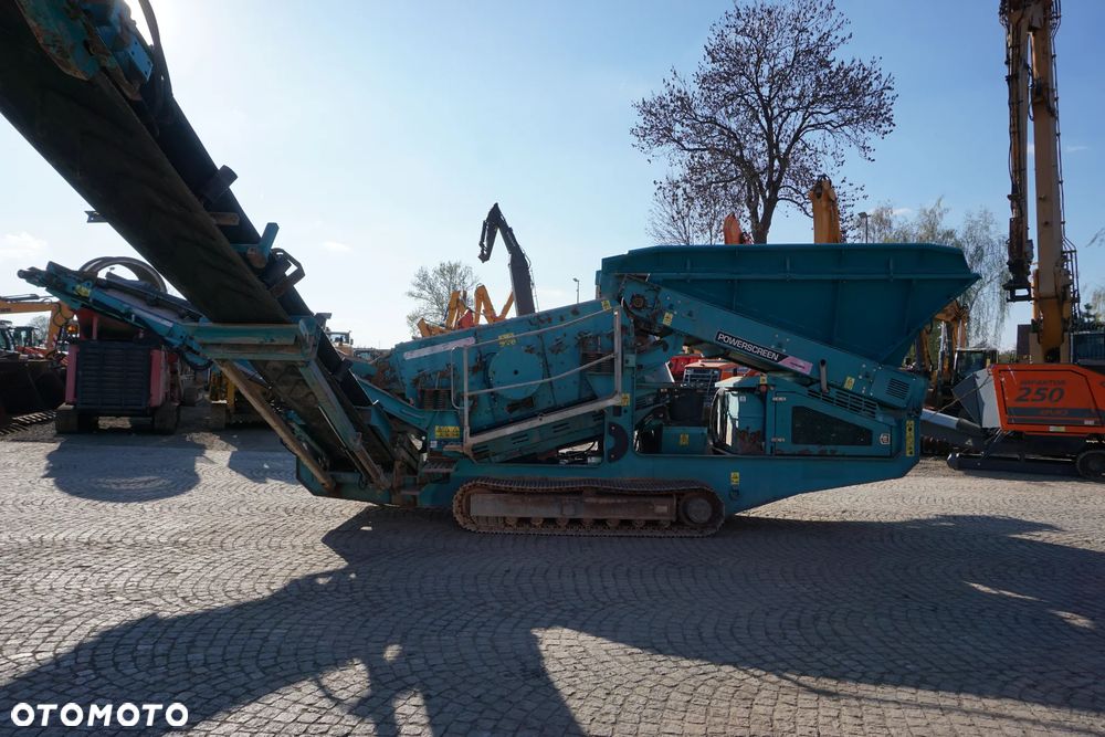 Powerscreen Warrior 800 - 9